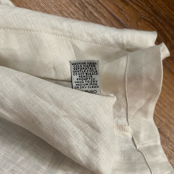 Neiman Marcus Tan Long Sleeve Top - Picture 3 of 3